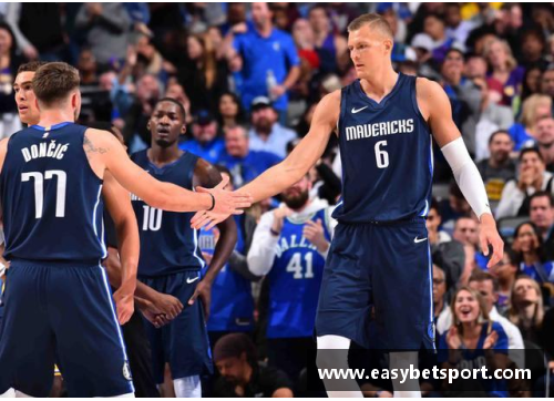 YY易游体育NBA季后赛_独行侠胜雷霆总分1-1 东契奇29分亚历山大准三双 - 副本